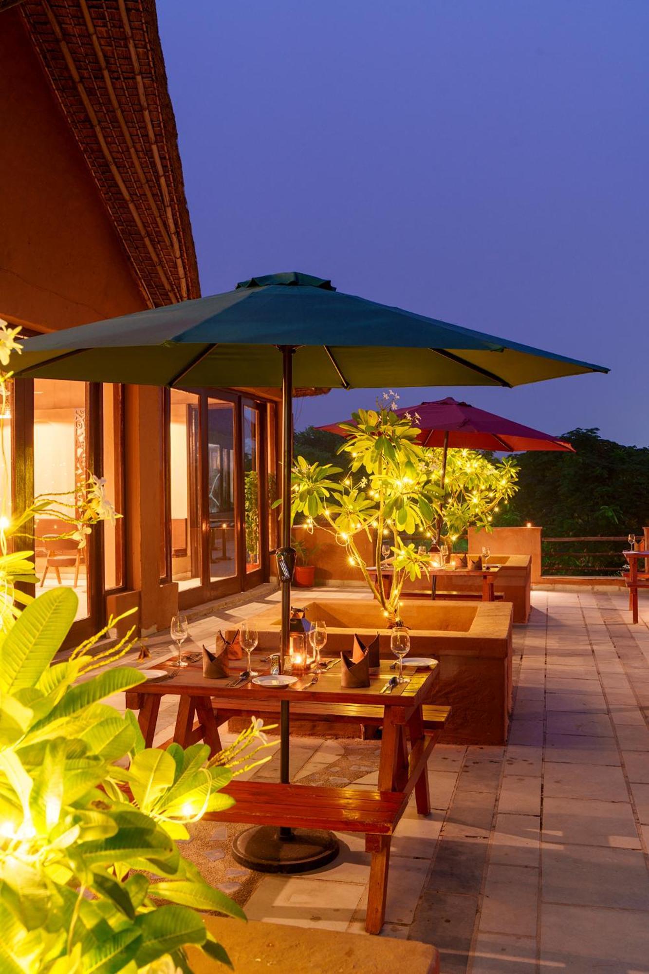 Gaj Resort, A Member Of Radisson Individuals Retreats Binewāl Екстериор снимка