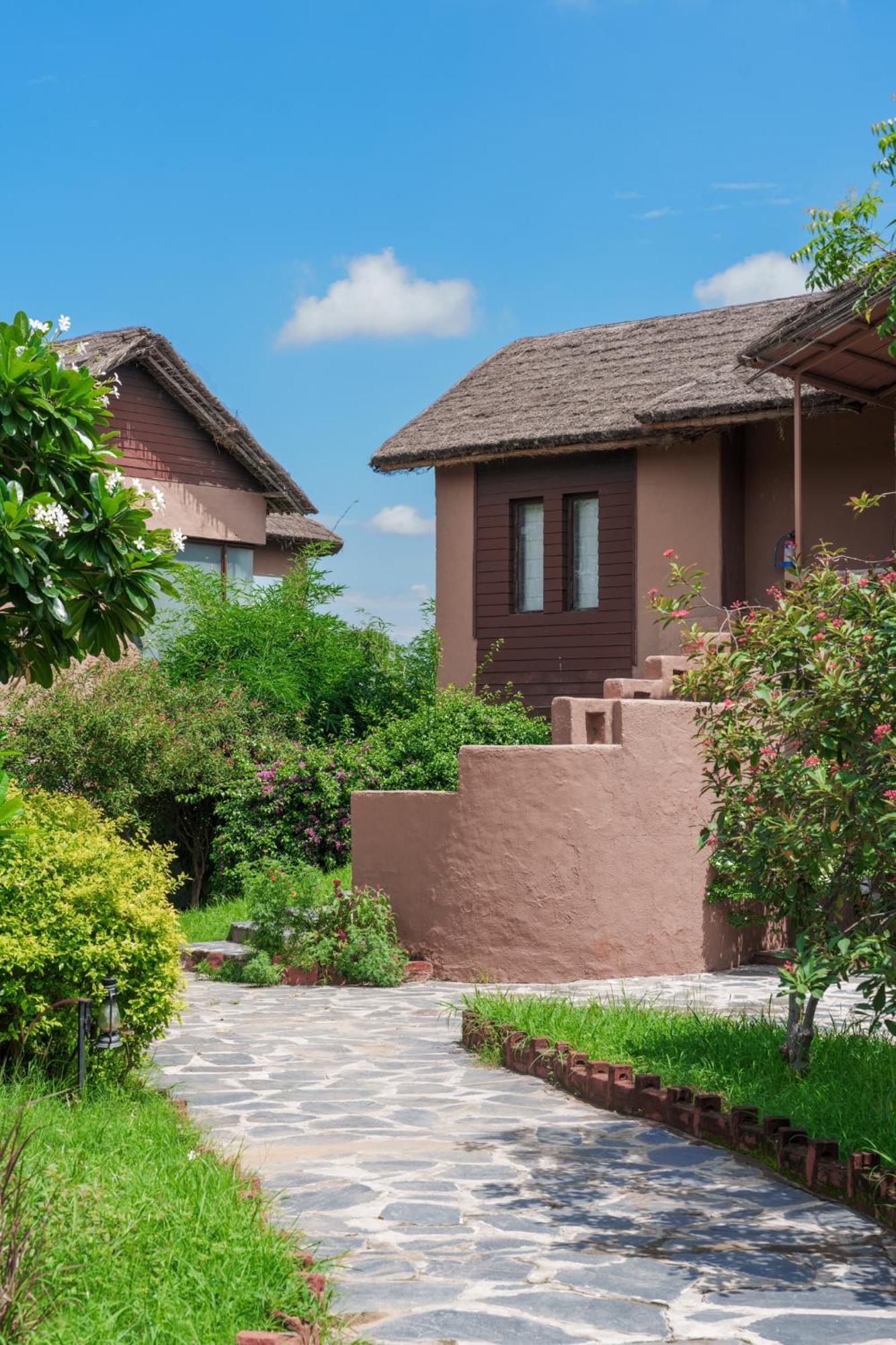 Gaj Resort, A Member Of Radisson Individuals Retreats Binewāl Екстериор снимка