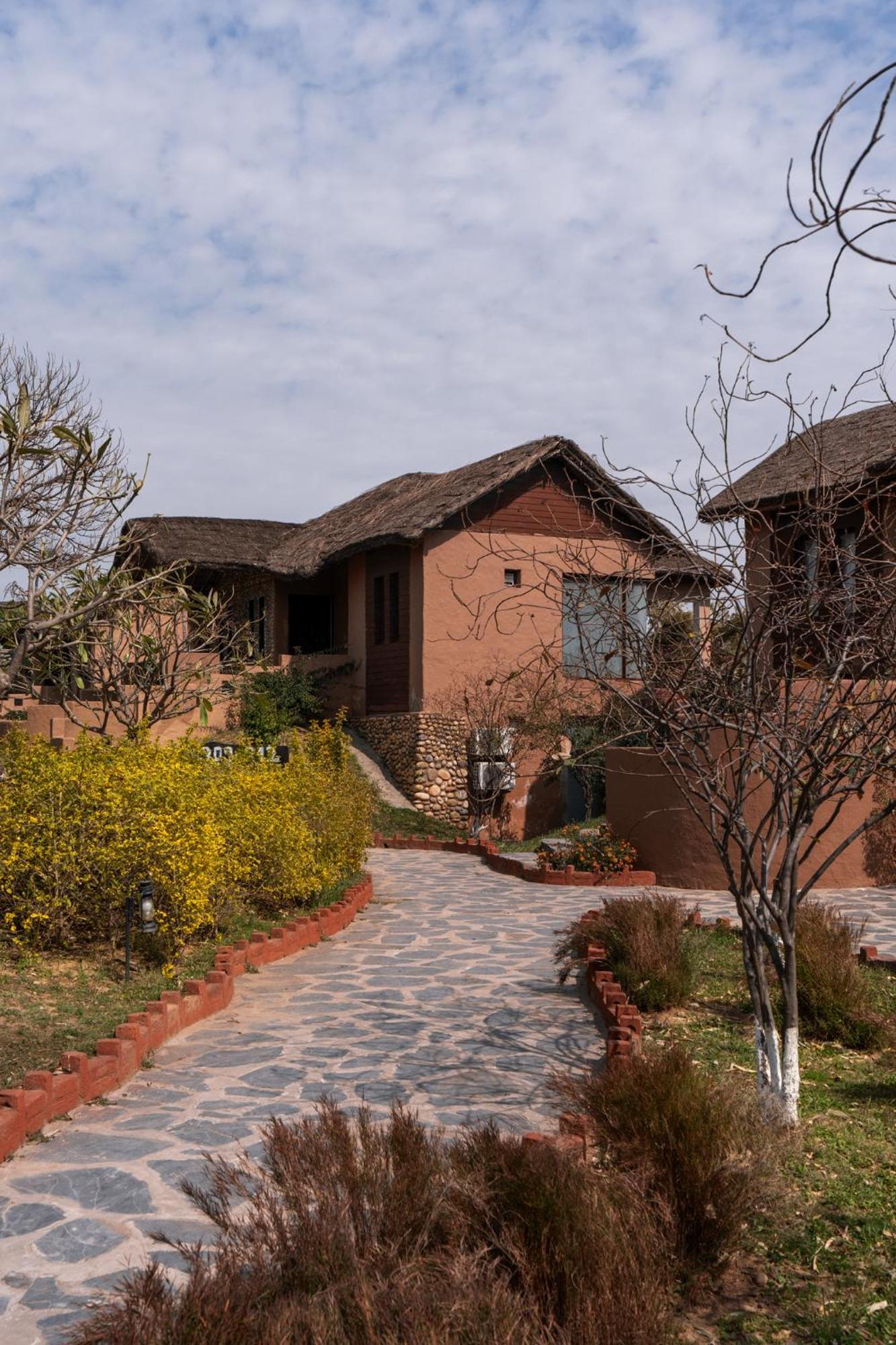 Gaj Resort, A Member Of Radisson Individuals Retreats Binewāl Екстериор снимка